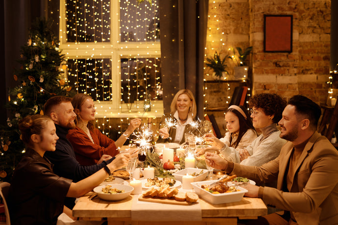 CHRISTMAS DINNER PARTIES DOESN’T HAVE TO BE STRESSFUL! FIND OUT HOW!
